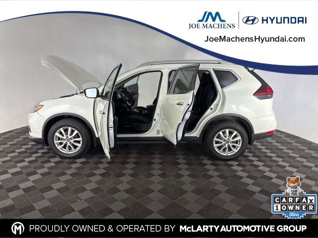 Used 2020 Nissan Rogue SV image 9