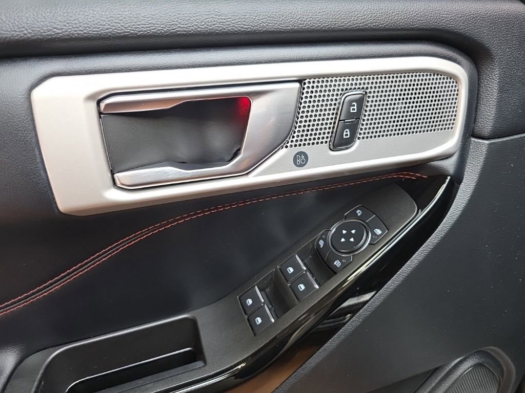 Used 2022 Ford Explorer ST-Line w/ Class IV Trailer Tow Package image 27