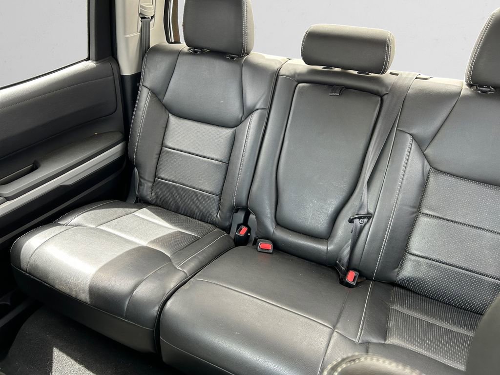 Used 2019 Toyota Tundra SR5 w/ SR5 Upgrade Package AWD/4WD image 12