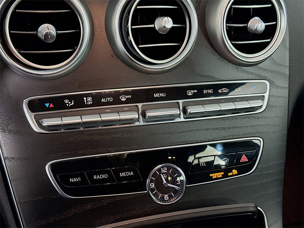 Used 2021 Mercedes-Benz C 300 4MATIC Sedan image 15