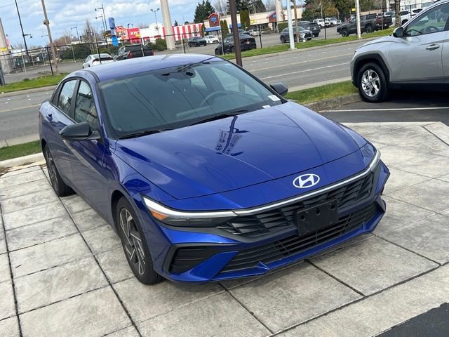 Certified 2025 Hyundai Elantra Sport image 5