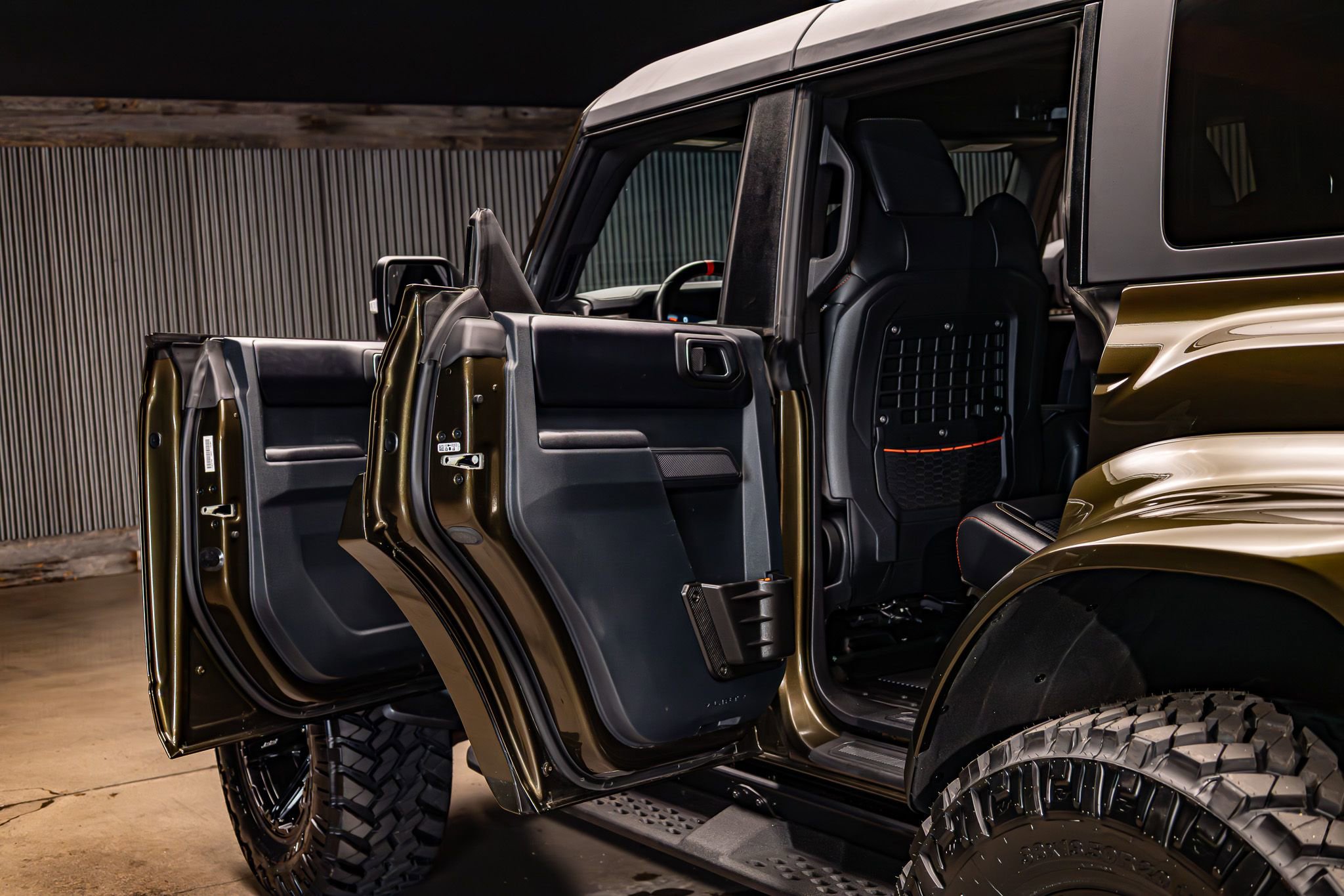 Used 2024 Ford Bronco Raptor w/ Interior Carbon Fiber Pack 6 image 28