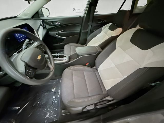 Used 2024 Chevrolet Trax LS w/ LS Convenience Package image 22