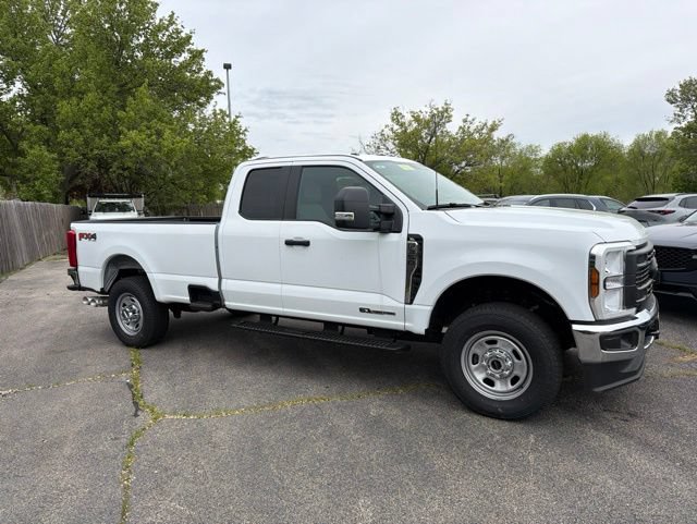 New 2026 Ford F350 XL w/ FX4 Off-Road Package