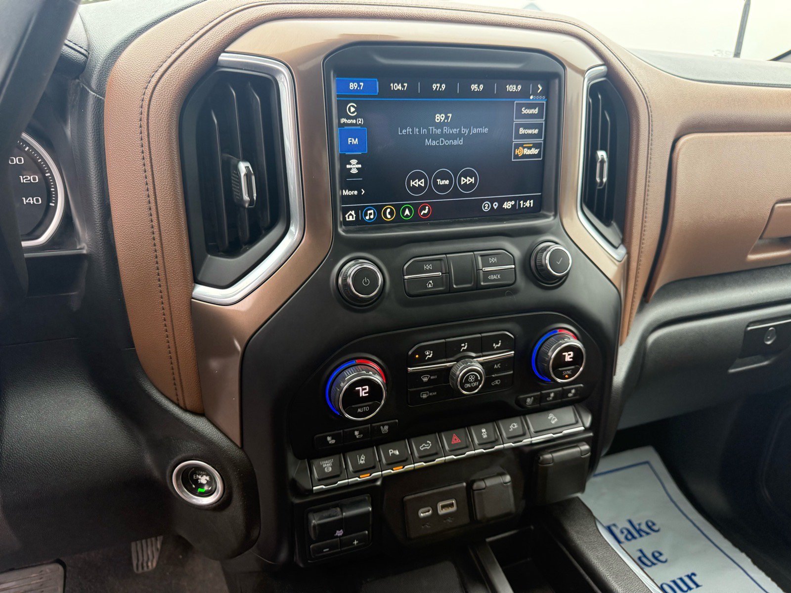 Used 2021 Chevrolet Silverado 2500 High Country w/ Z71 Off-Road Package AWD/4WD image 17