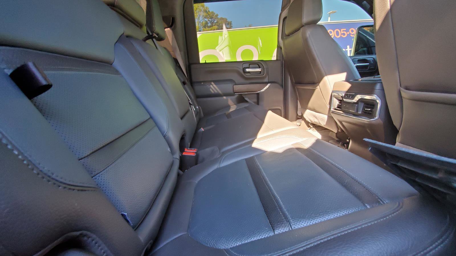 Used 2020 GMC Sierra 3500 Denali w/ Denali Ultimate Package image 6