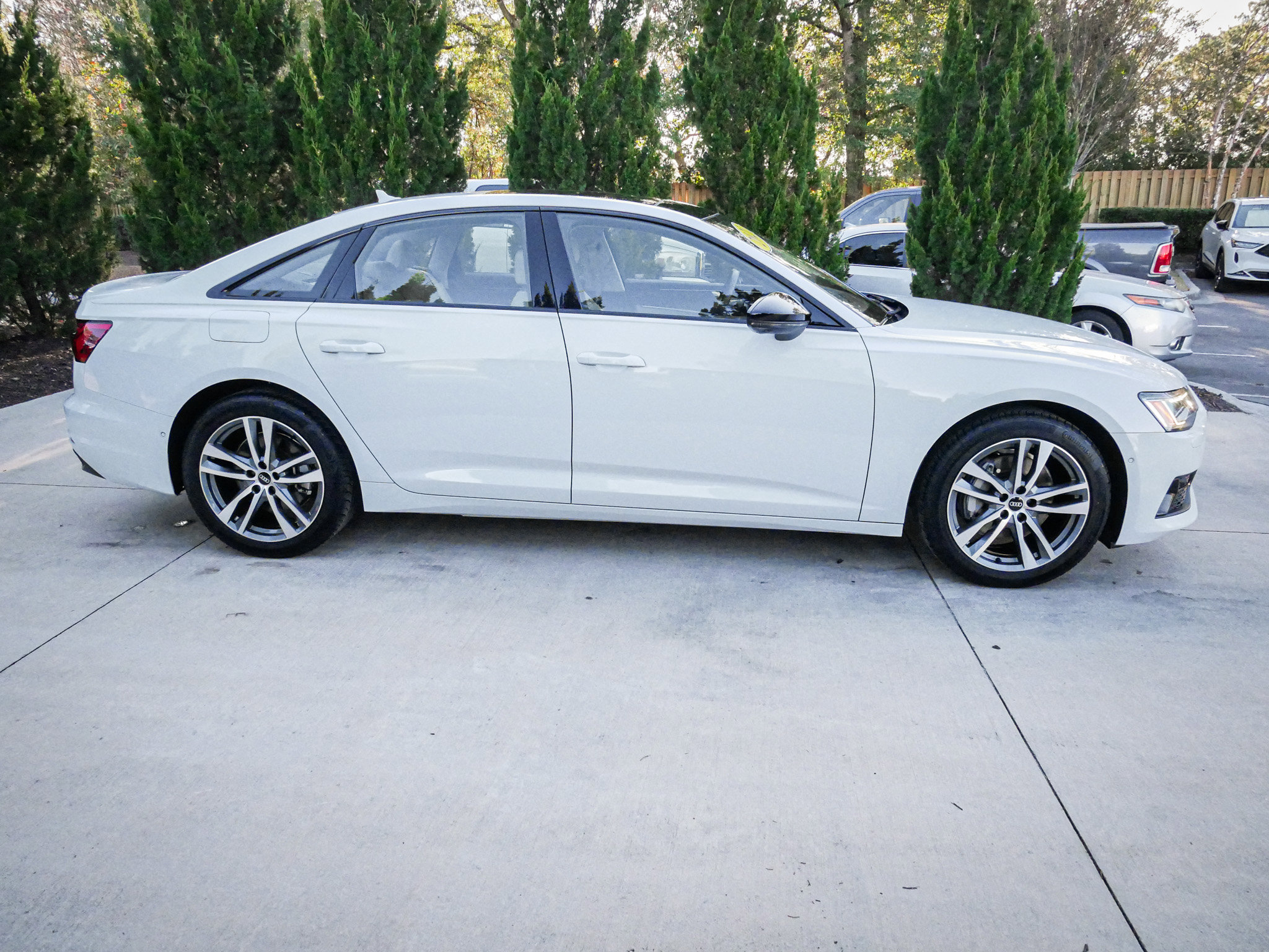 Used 2021 Audi A6 Premium Plus image 11