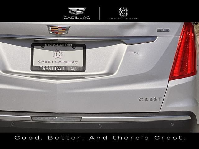 Used 2018 Cadillac XT5 Luxury w/ Driver Awareness Package FWD image 6