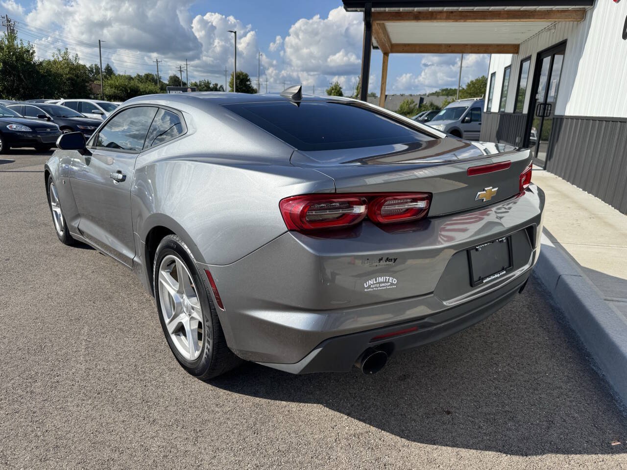 Used 2020 Chevrolet Camaro LT RWD image 7