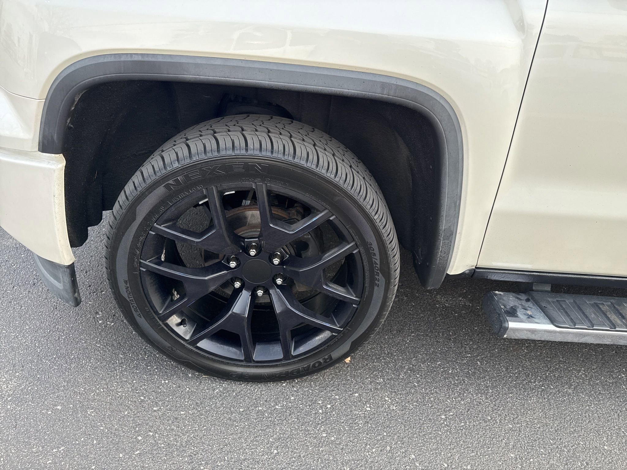 Used 2014 GMC Sierra 1500 SLT AWD/4WD image 12