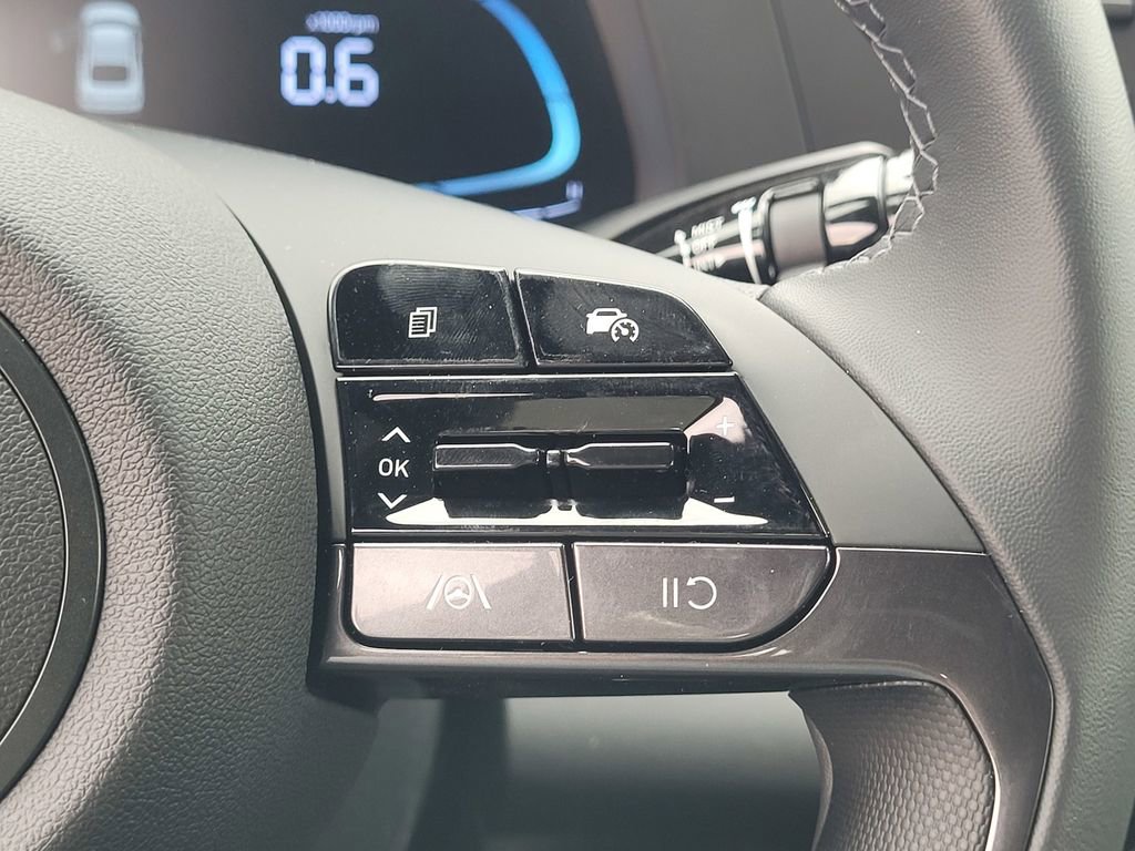 New 2026 Hyundai Elantra Sport image 17