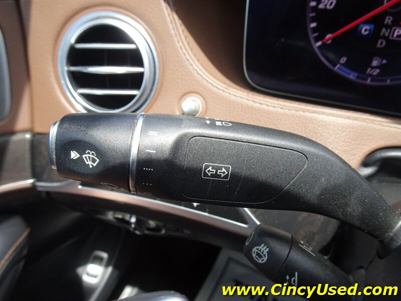 Used 2020 Mercedes-Benz S 560 4MATIC Sedan image 25