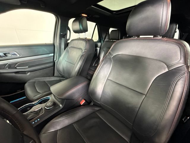 Used 2016 Ford Explorer Sport w/ Equipment Group 401A AWD/4WD image 15