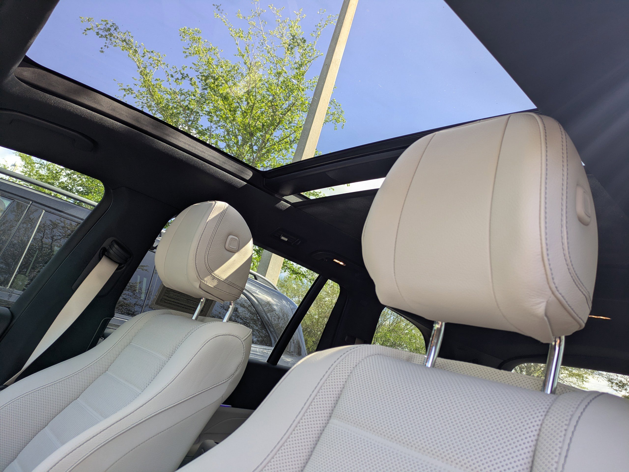 Certified 2024 Mercedes-Benz GLS 450 4MATIC image 11