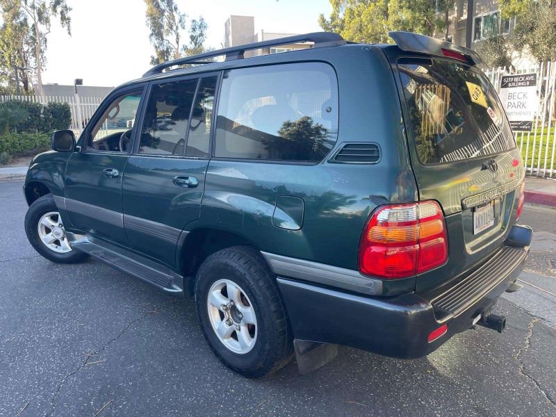 Used 2000 Toyota Land Cruiser image 2