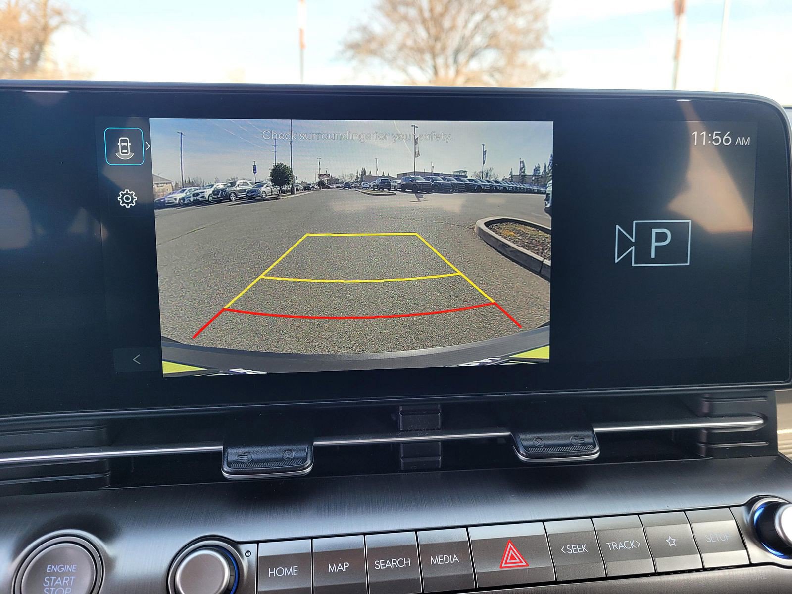 Used 2025 Hyundai Kona SE image 12