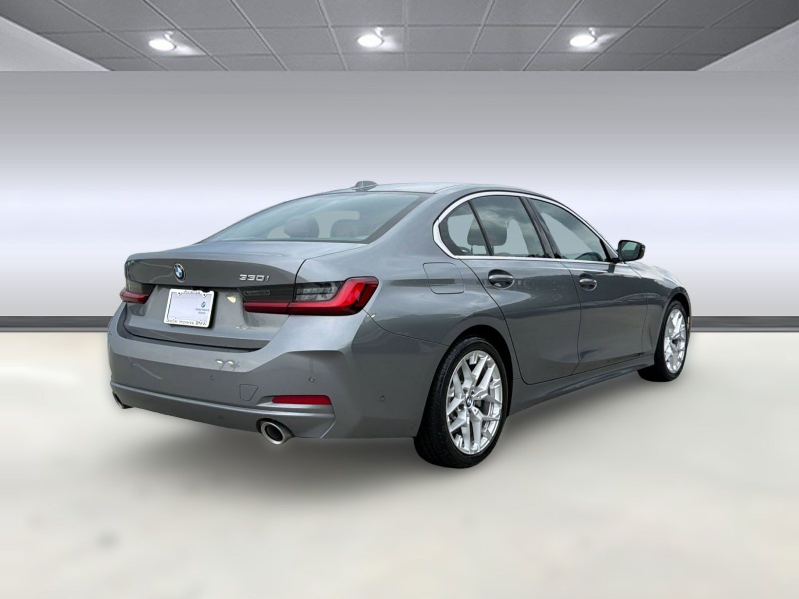 Used 2025 BMW 330i Sedan RWD image 8