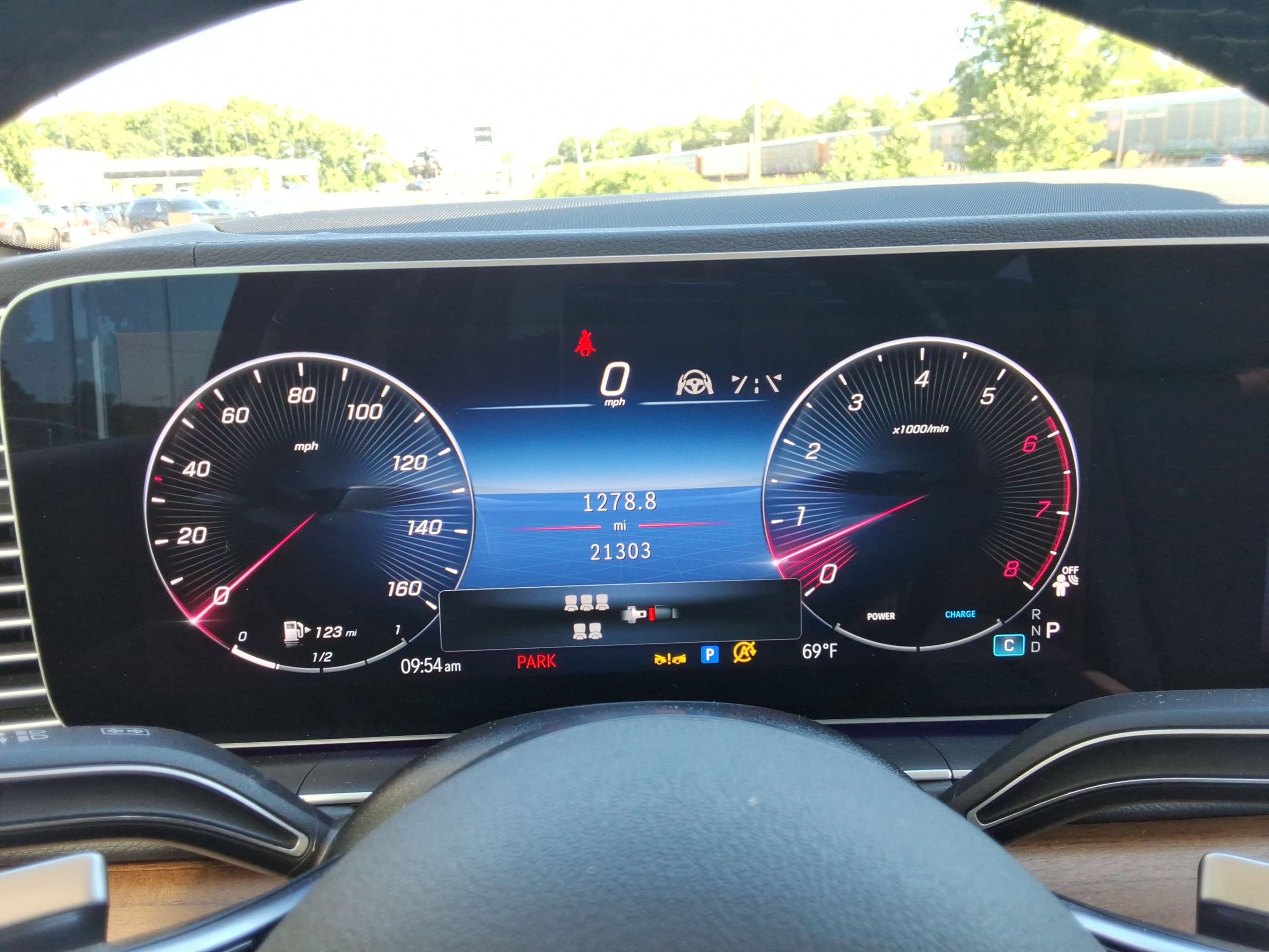 Used 2024 Mercedes-Benz GLS 450 4MATIC image 14