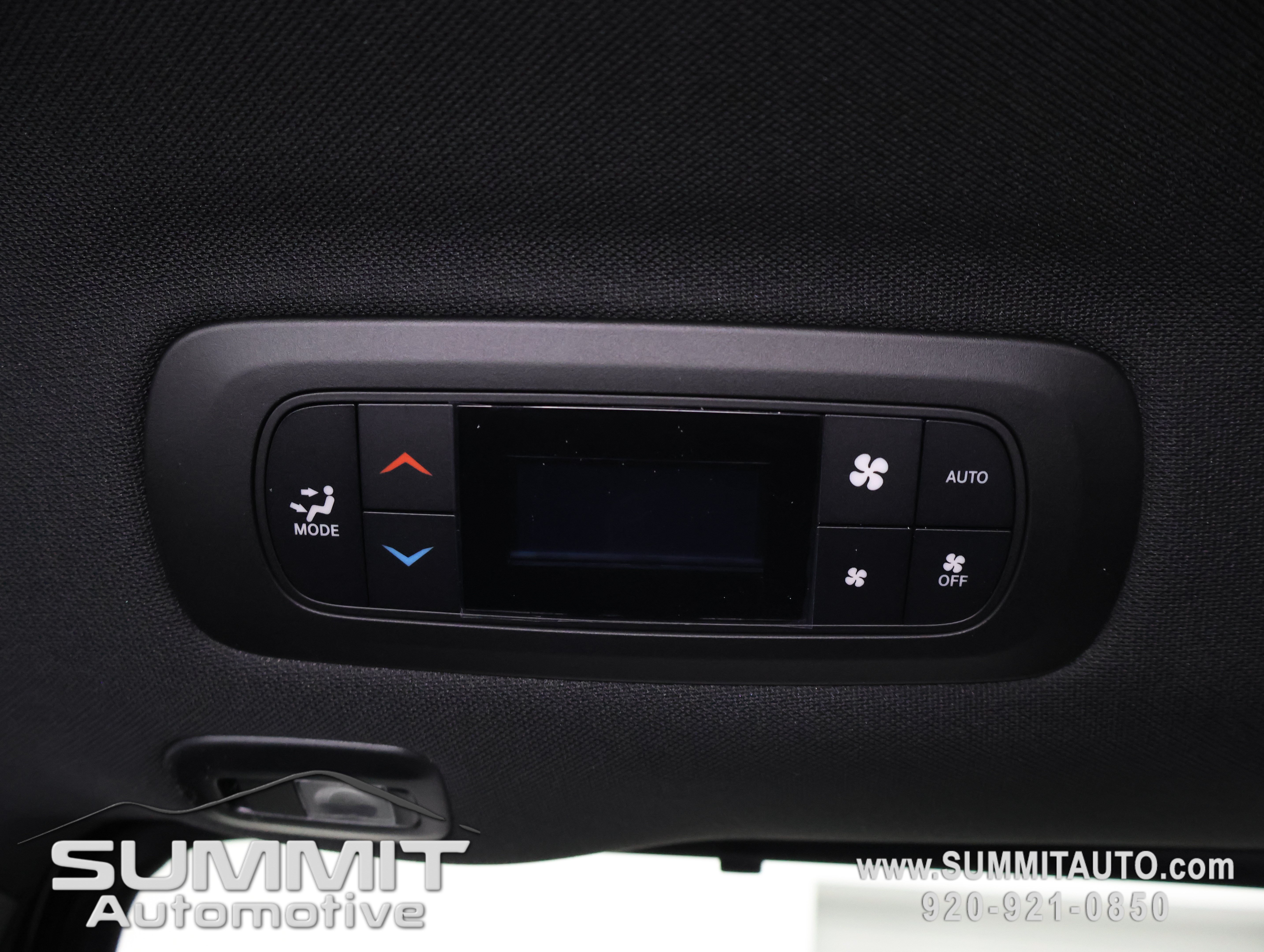 New 2027 Chrysler Pacifica Limited AWD/4WD image 43
