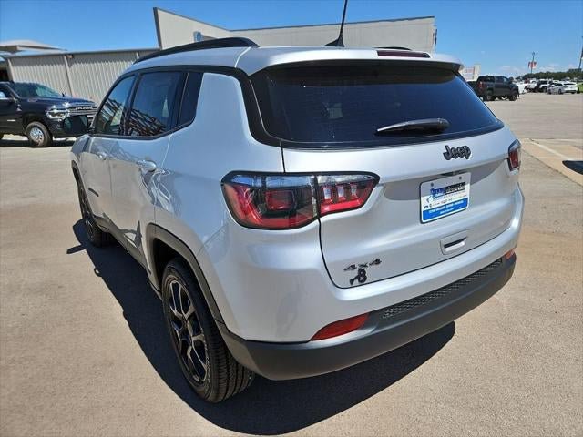 New 2026 Jeep Compass Latitude AWD/4WD image 35