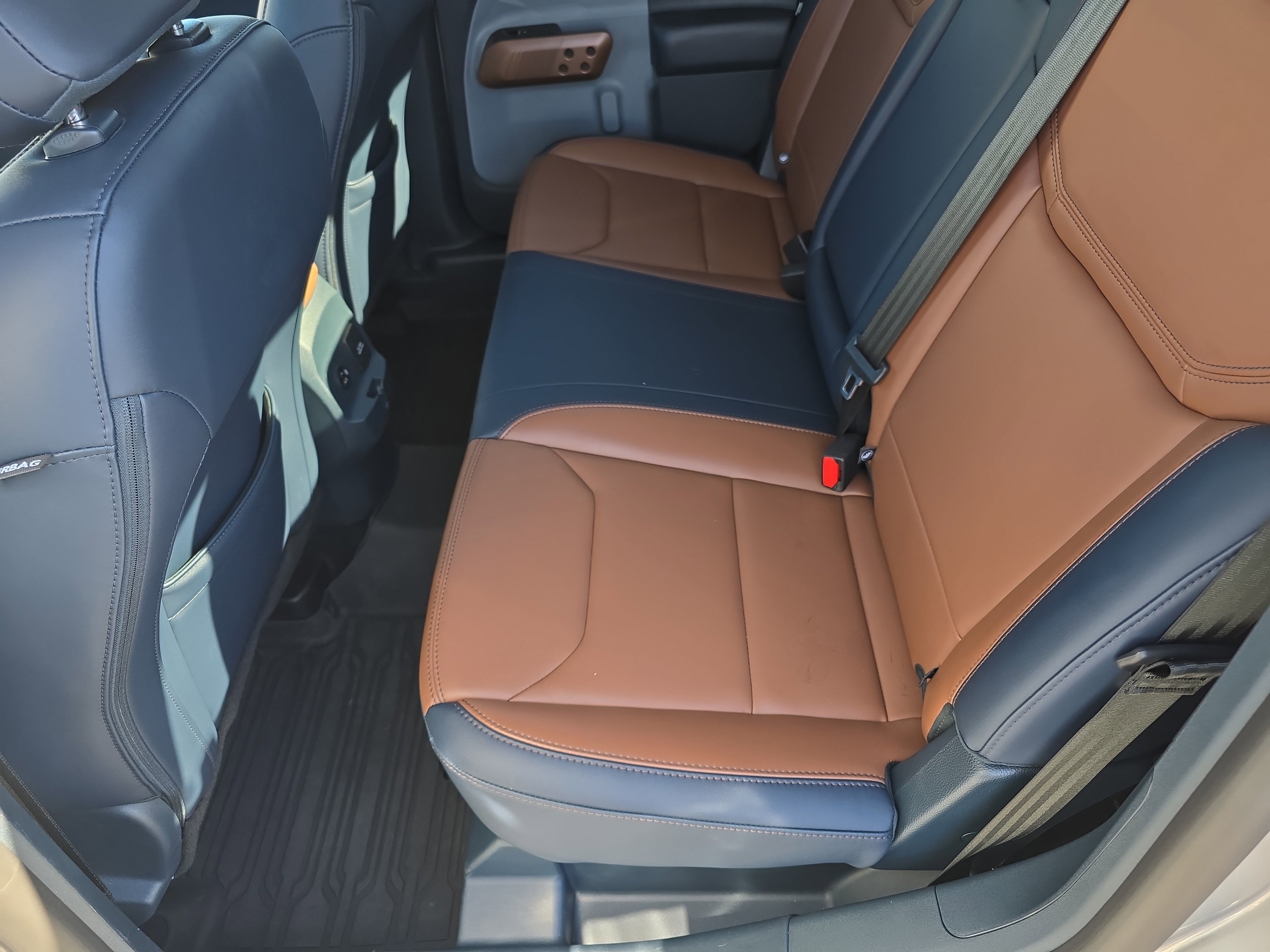 Used 2024 Ford Maverick Lariat w/ FX4 Off-Road Package image 16