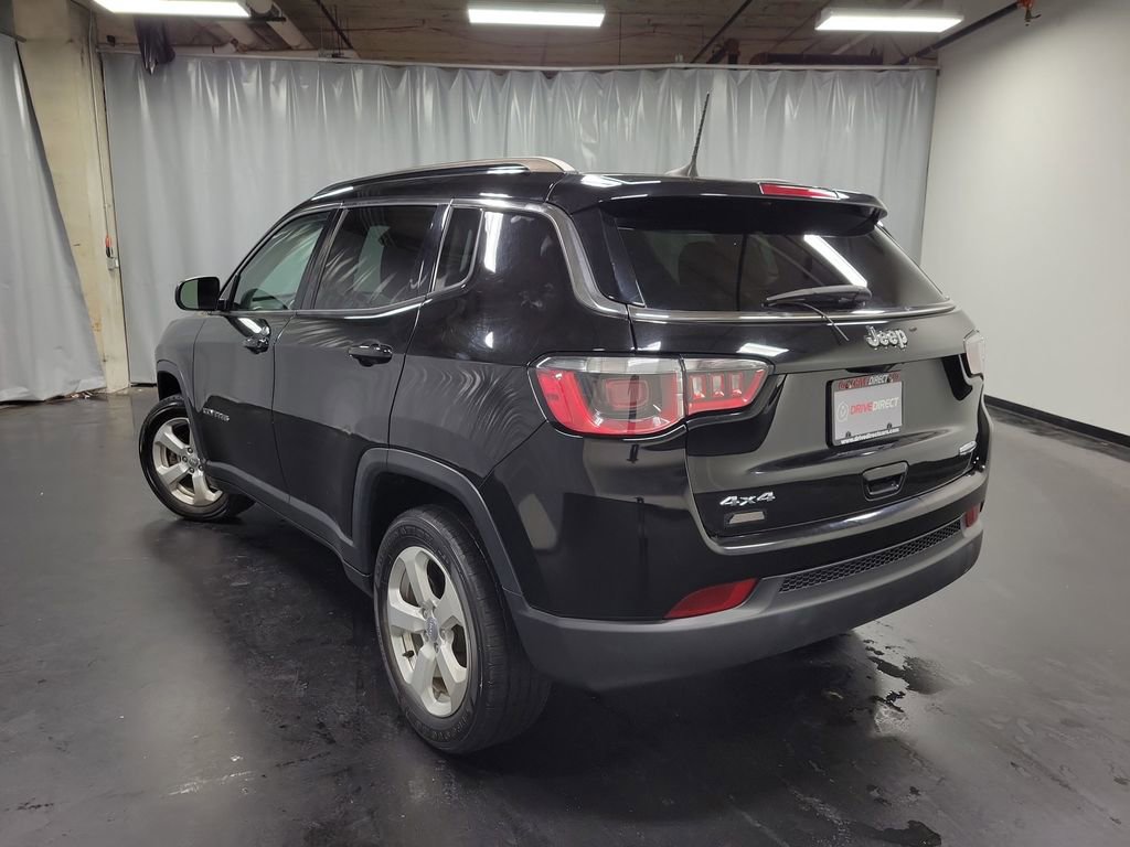 Used 2018 Jeep Compass Latitude w/ Popular Equipment Group AWD/4WD image 6