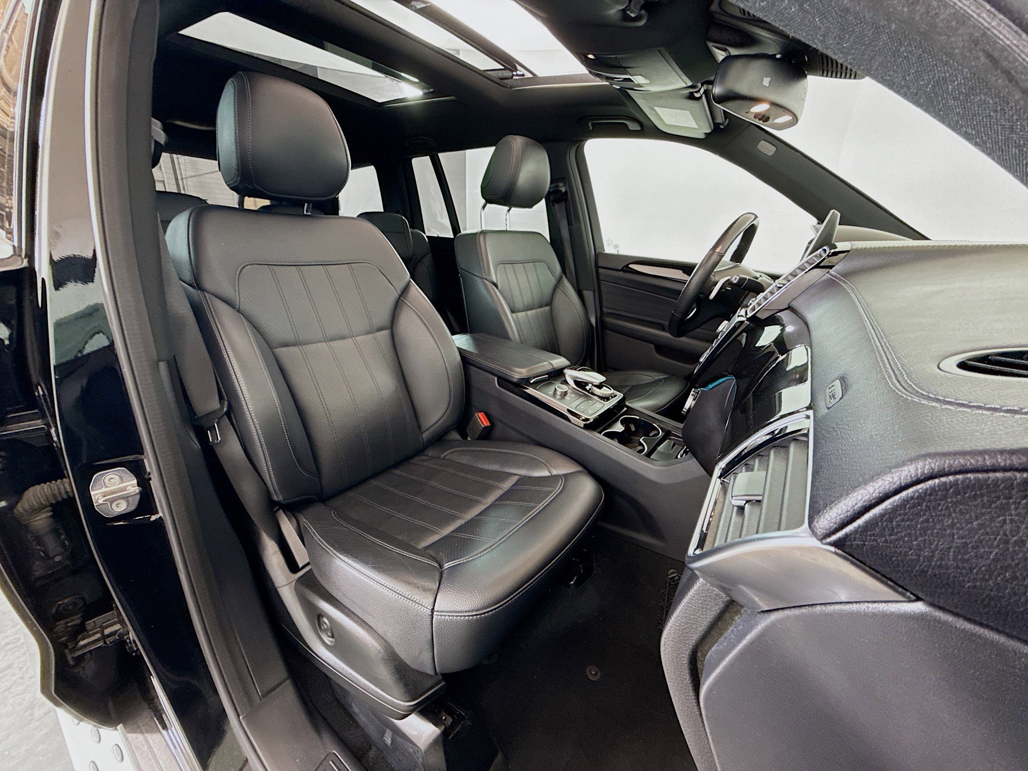 Used 2019 Mercedes-Benz GLS 450 4MATIC image 29