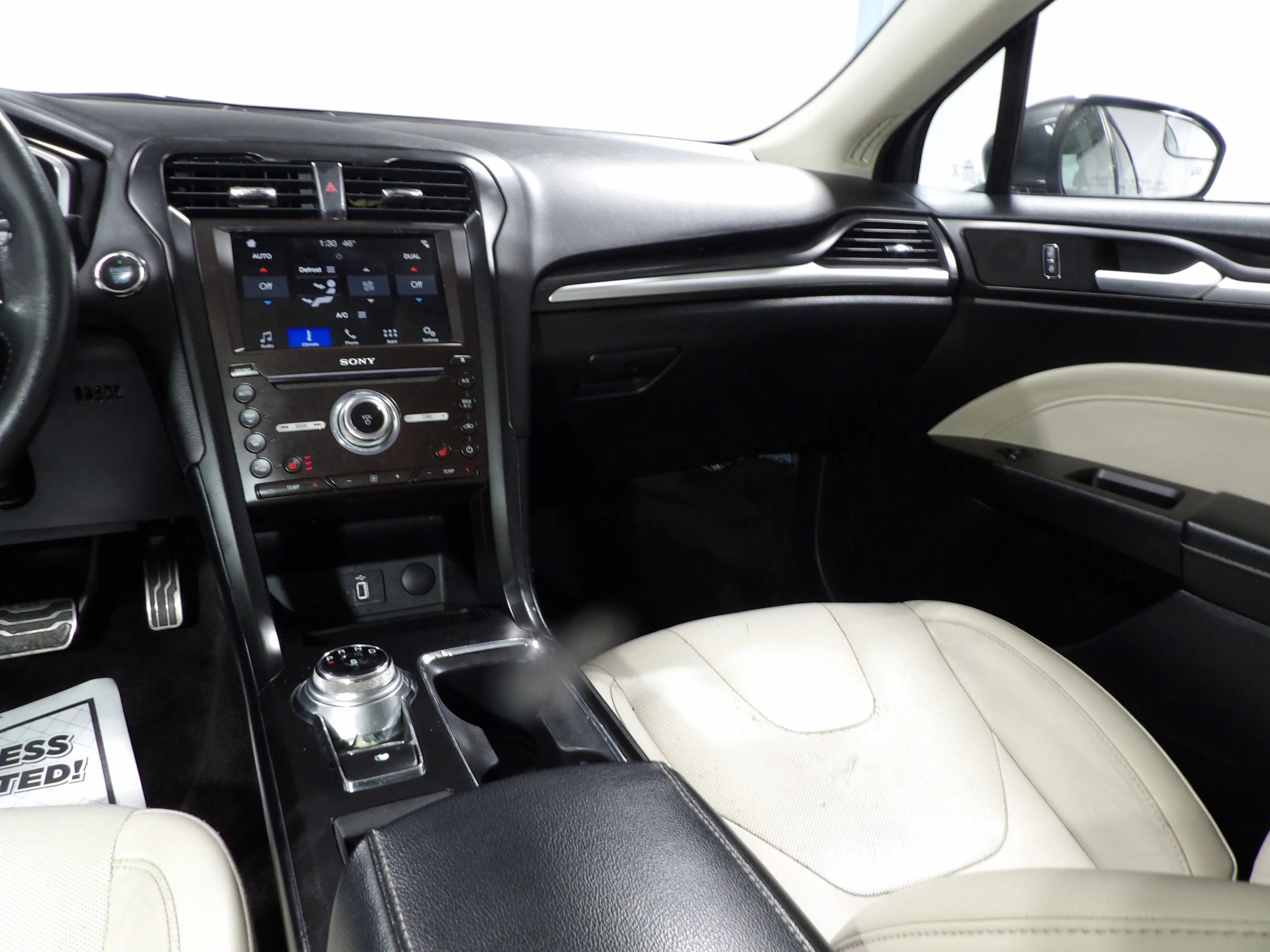 Used 2018 Ford Fusion Titanium AWD/4WD image 13
