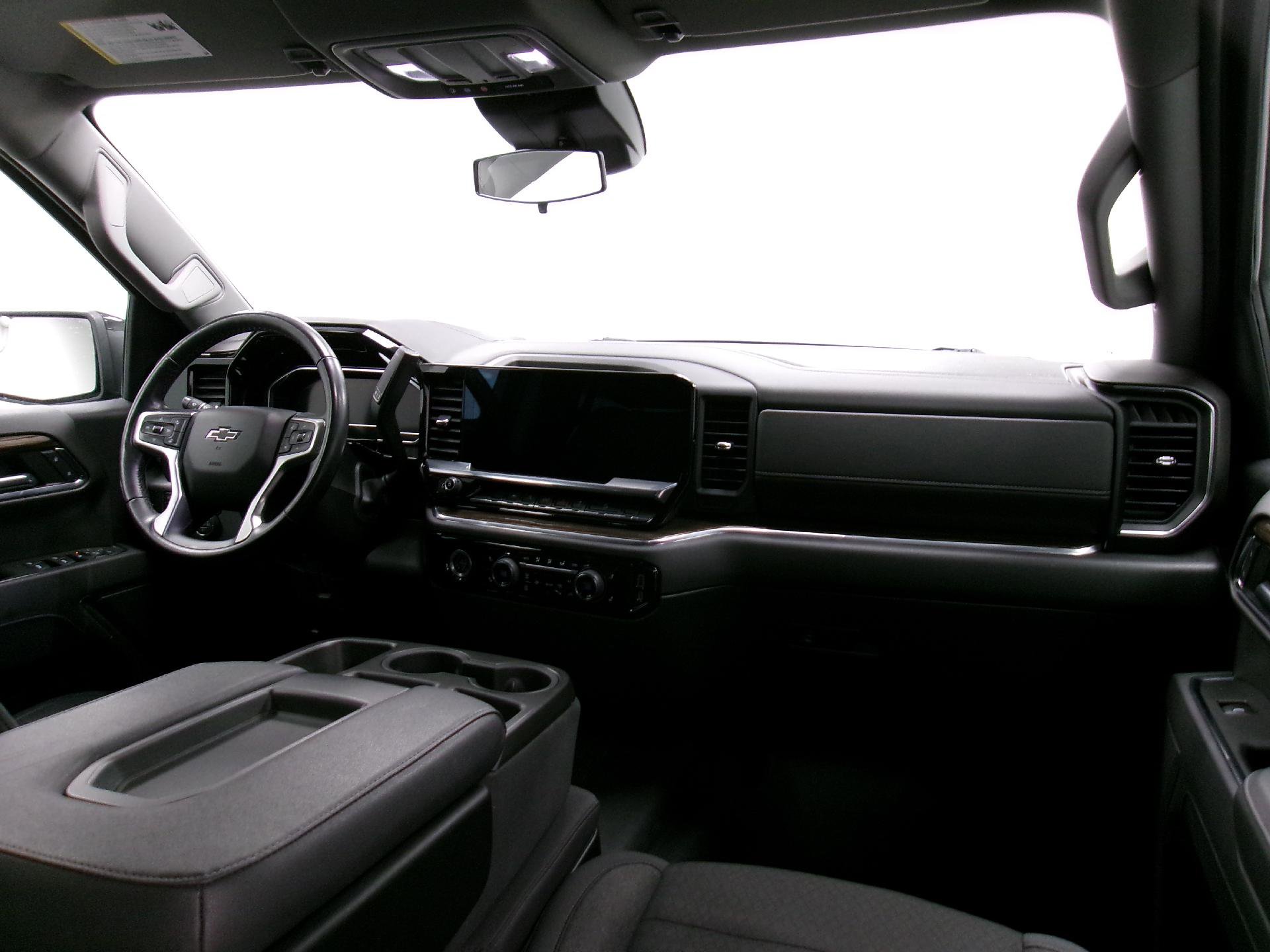 Certified 2022 Chevrolet Silverado 1500 RST image 3