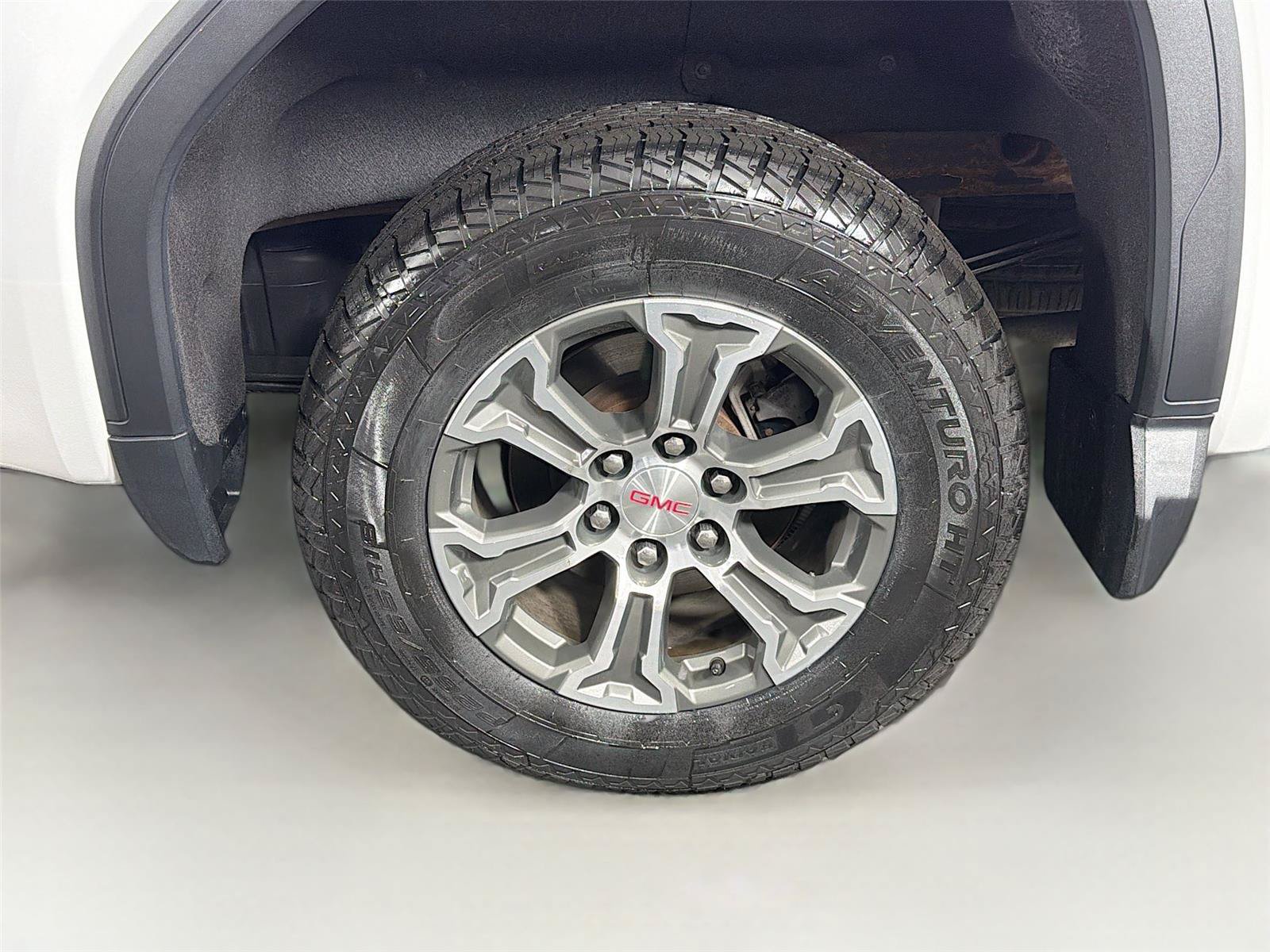 Used 2020 GMC Sierra 1500 SLE w/ SLE Value Package AWD/4WD image 35
