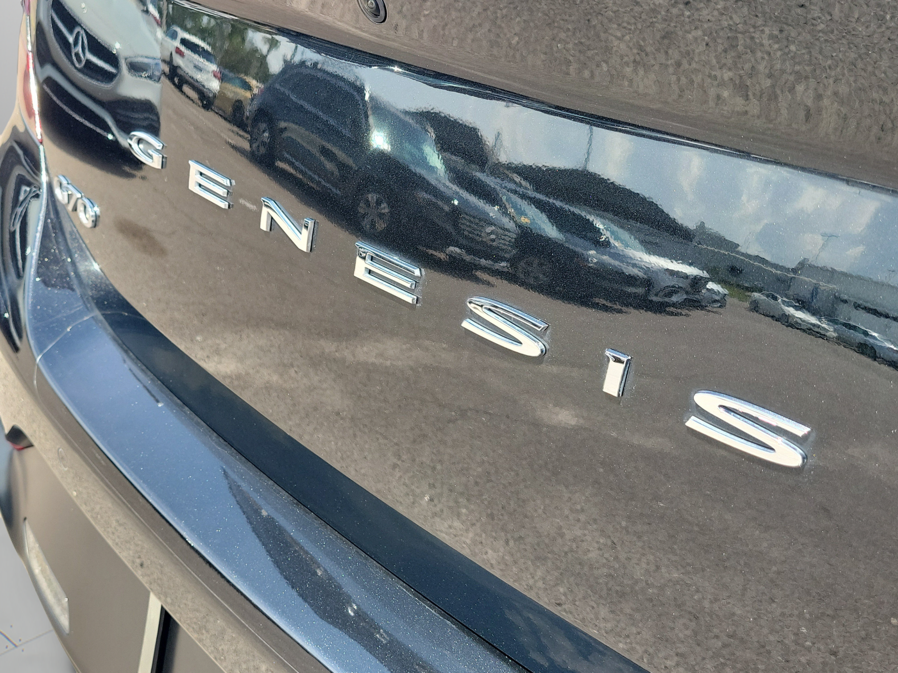 Used 2023 Genesis G70 3.3T w/ Sport Prestige Package RWD image 31