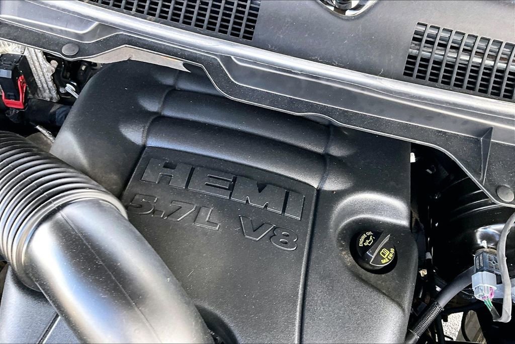 Used 2015 RAM 1500 Express AWD/4WD image 36