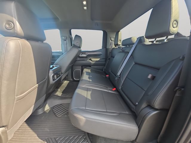 Used 2022 Chevrolet Silverado 1500 LTZ AWD/4WD image 12