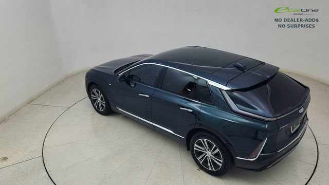 Used 2025 Cadillac Lyriq Luxury w/ LPO, Floor Liner Package RWD image 81