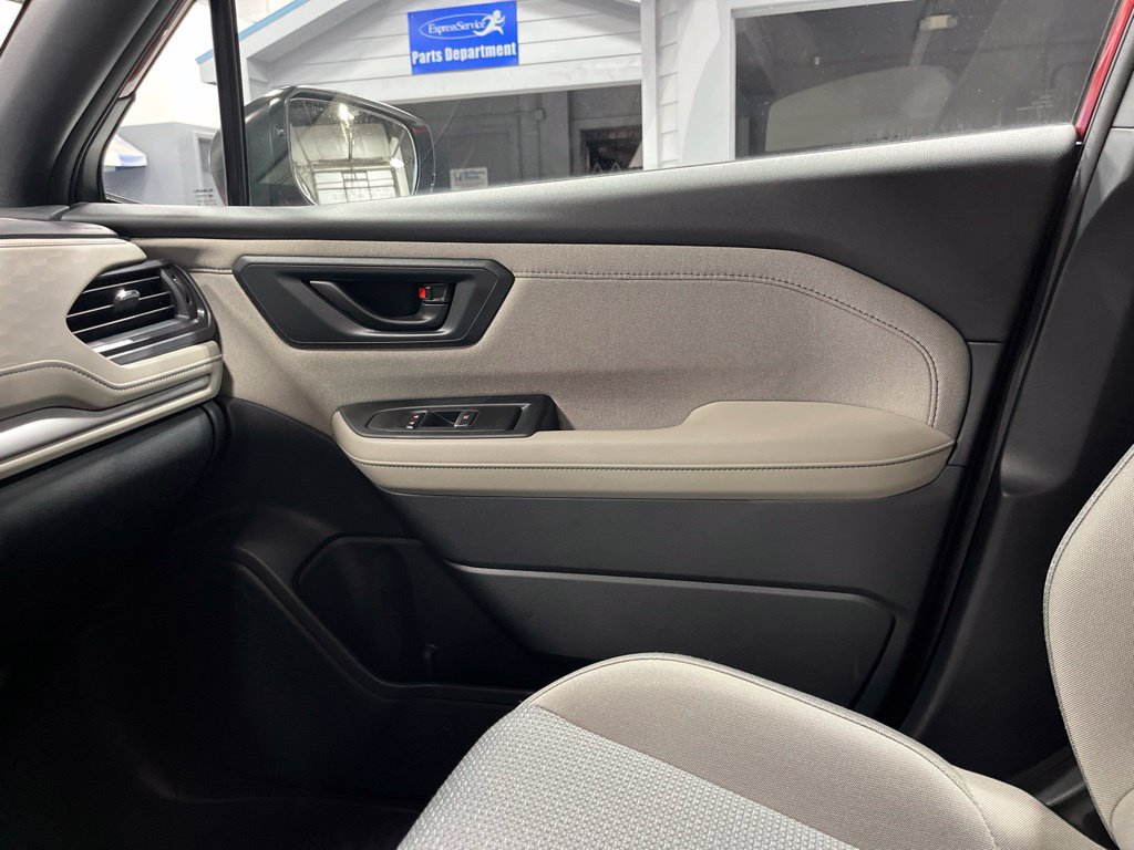 Used 2026 Subaru Forester Premium AWD/4WD image 17