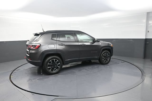Used 2019 Jeep Compass Trailhawk AWD/4WD image 25