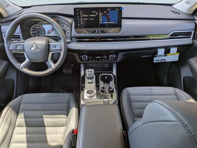 New 2026 Mitsubishi Outlander SE FWD image 17