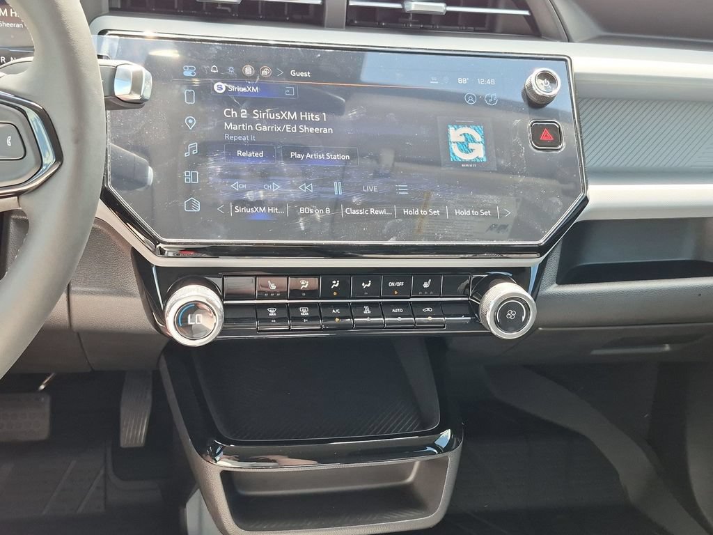 New 2027 Chevrolet Bolt LT w/ Comfort Package FWD image 21