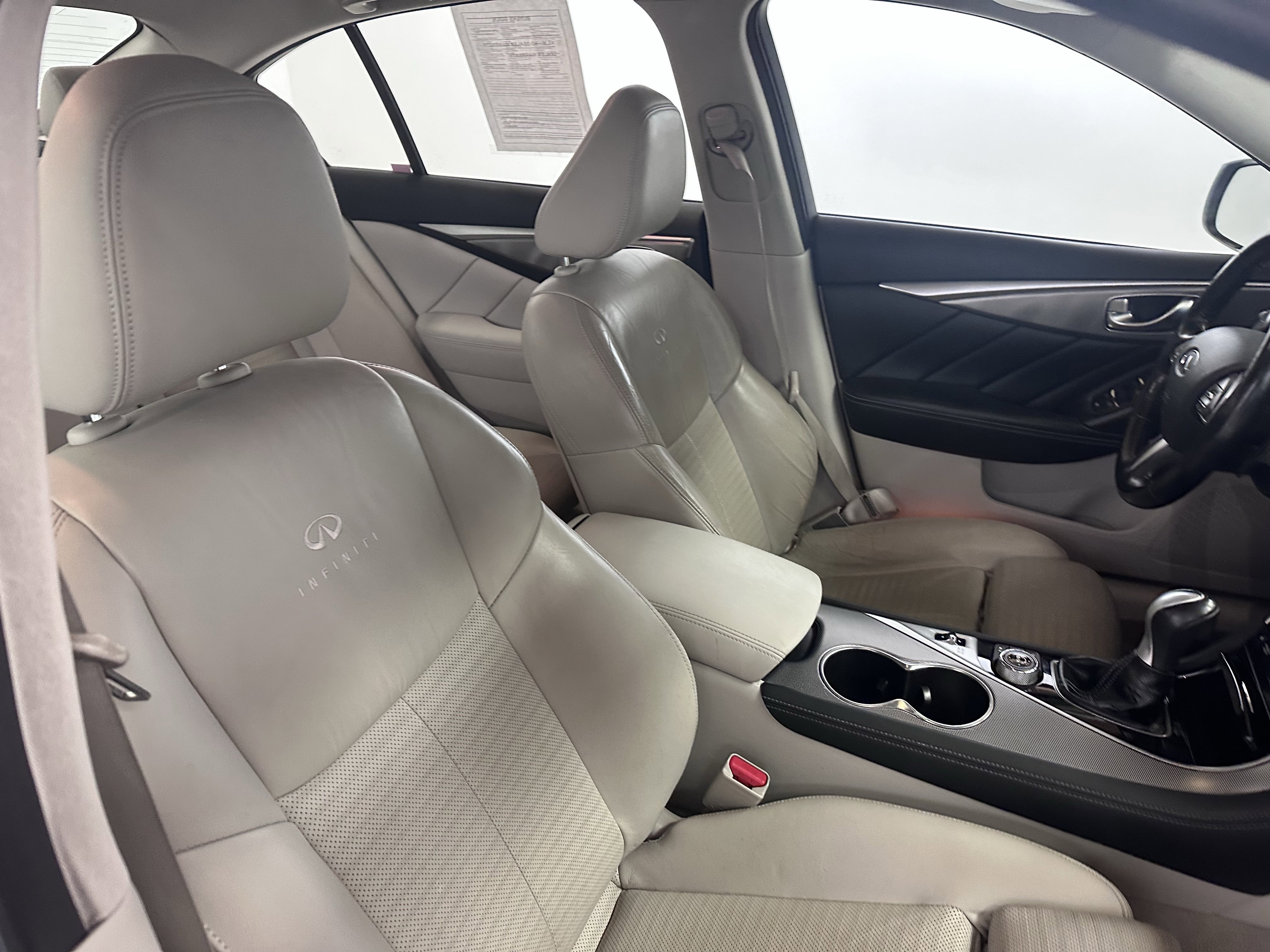 Used 2014 INFINITI Q50 Sport w/ Navigation Package image 37