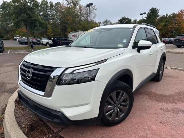 Used 2025 Nissan Pathfinder SV