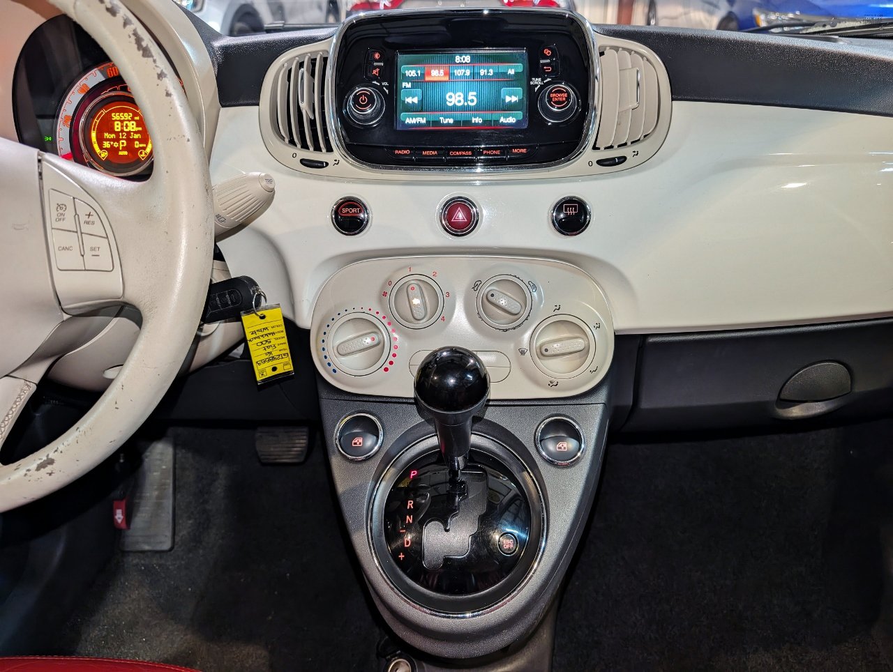 Used 2016 FIAT 500 Pop w/ Italia Package FWD image 26