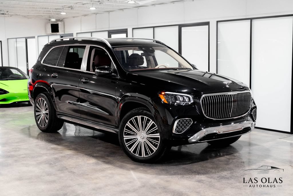 Used 2026 Mercedes-Benz Maybach GLS 600 4MATIC image 4
