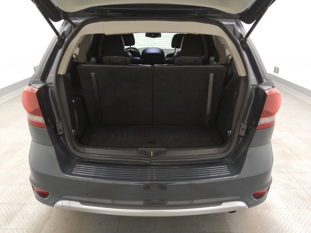 Used 2018 Dodge Journey Crossroad w/ Driver Convenience Group FWD image 29