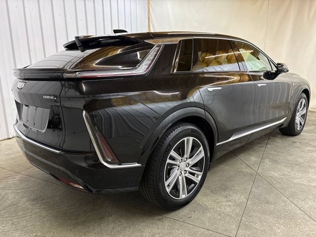 Used 2024 Cadillac Lyriq Tech w/ Driver Assist Package AWD/4WD image 5