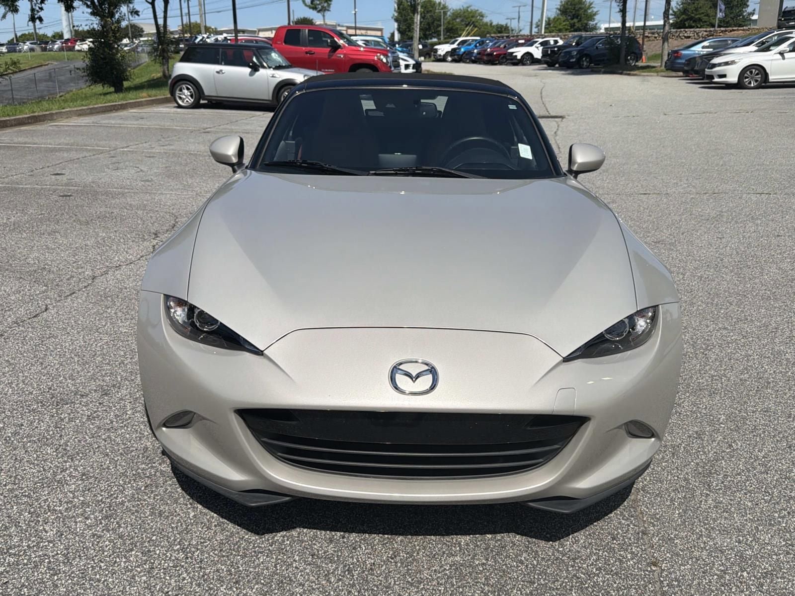 Used 2022 MAZDA MX-5 Miata Grand Touring w/ Weather Package RWD image 2