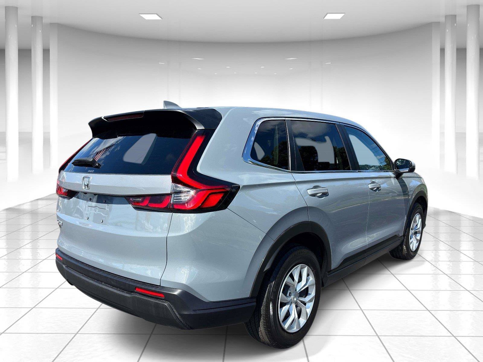 Used 2025 Honda CR-V LX image 4