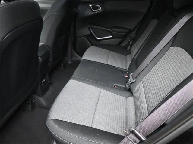 Used 2025 Kia Soul EX image 16