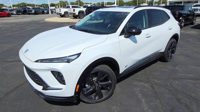 New 2025 Buick Envision Sport Touring image 4