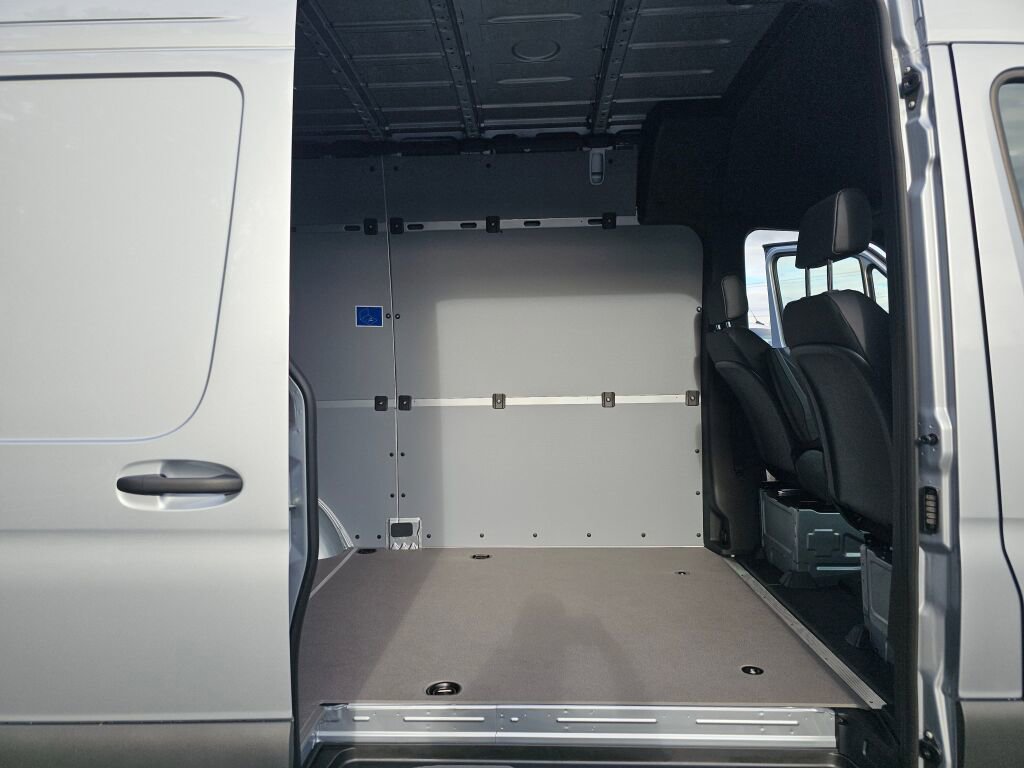 New 2025 Mercedes-Benz Sprinter 2500 image 14