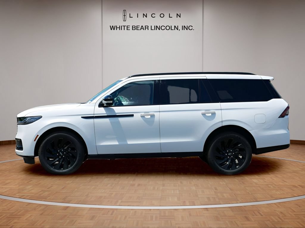 Used 2026 Lincoln Navigator Reserve w/ Jet Appearance Package AWD/4WD image 8